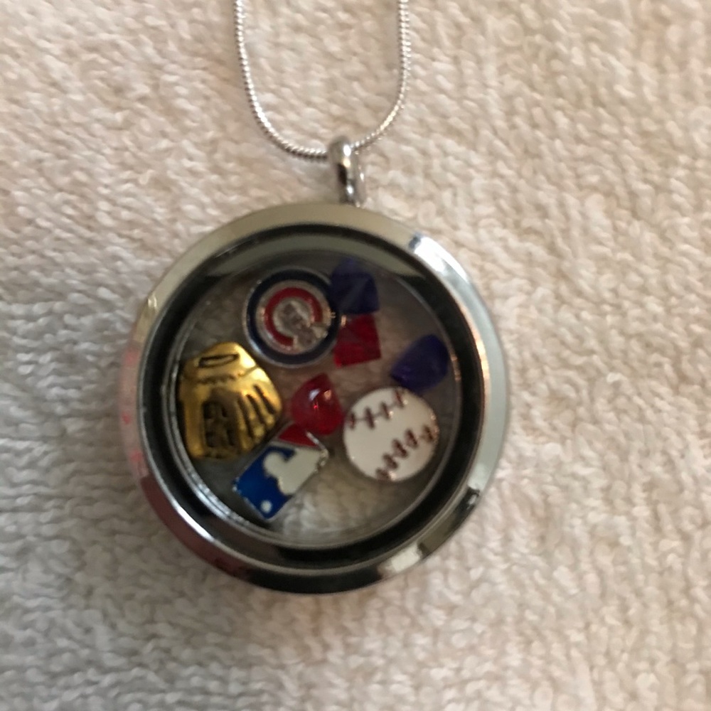 Chicago Cubs floating charm necklace